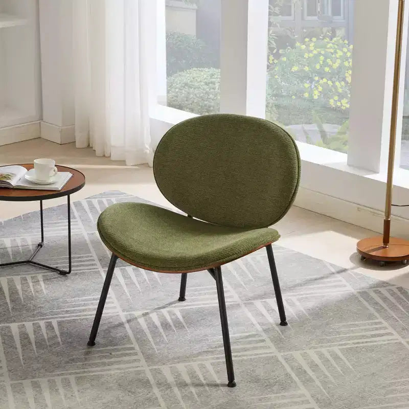 Fauteuil d'appoint individuel Mid-Century Modern Shell Chair avec piètement tripode et cuir, finition noyer, dossier confortable