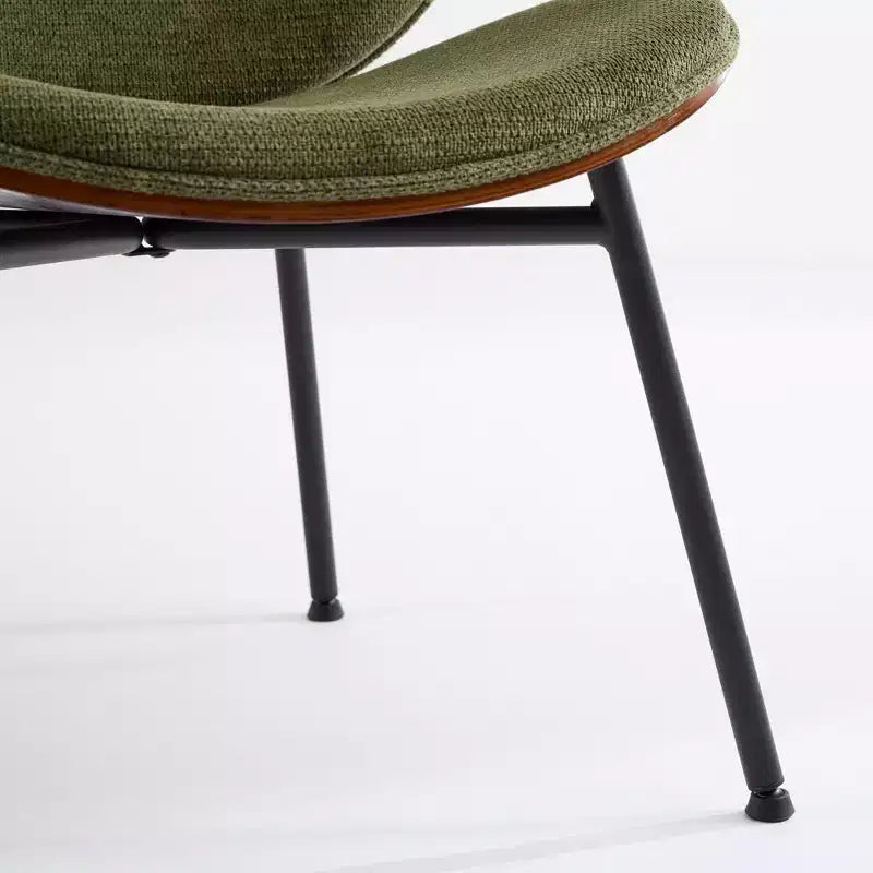 Fauteuil d'appoint individuel Mid-Century Modern Shell Chair avec piètement tripode et cuir, finition noyer, dossier confortable