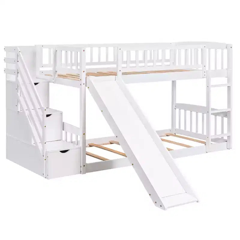 Lit superposé enfant en bois, deux places superposées, avec toboggan et escalier de rangement