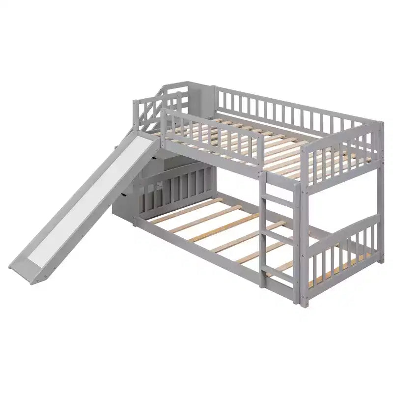 Lit superposé enfant en bois, deux places superposées, avec toboggan et escalier de rangement