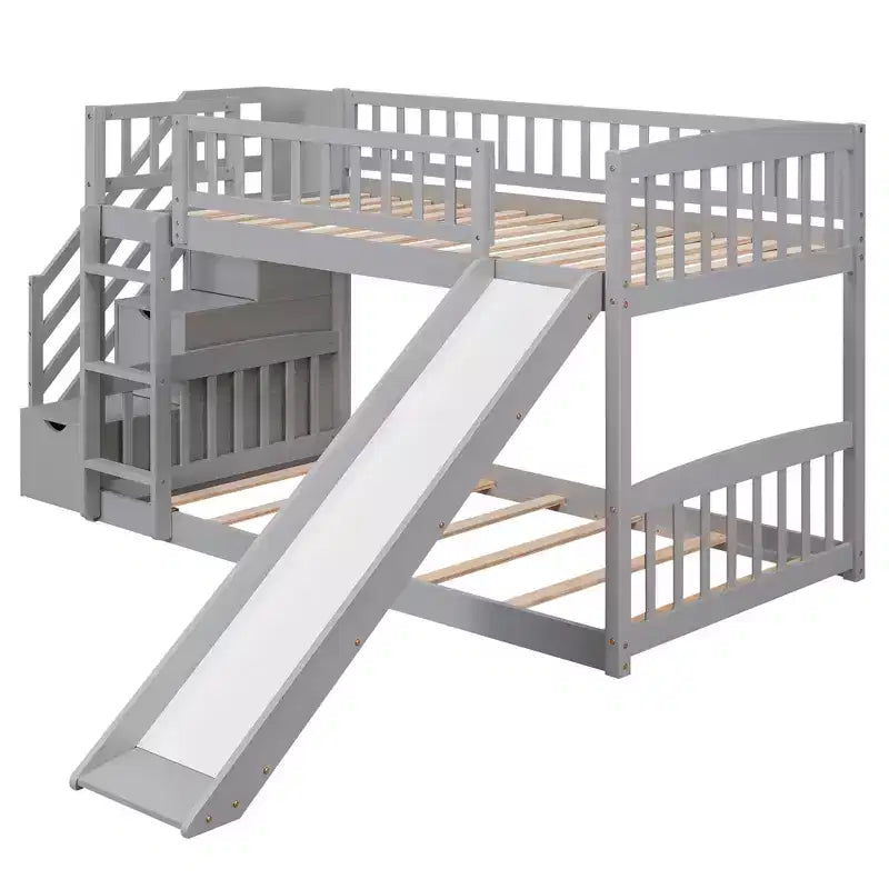 Lit superposé enfant en bois, deux places superposées, avec toboggan et escalier de rangement