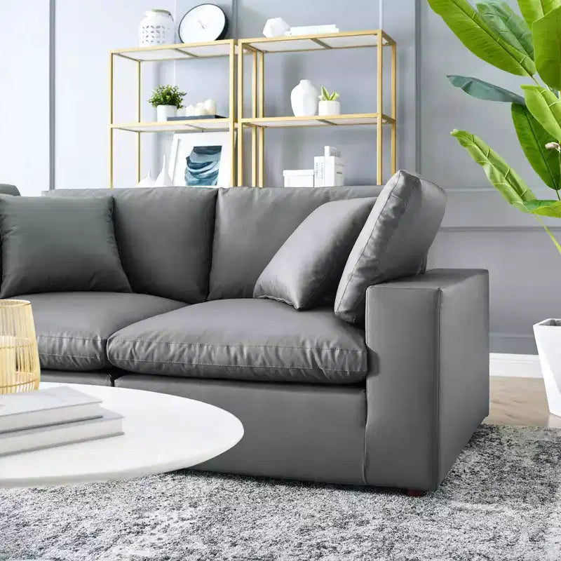 Causeuse en similicuir surdimensionnée, garnie de duvet, gris