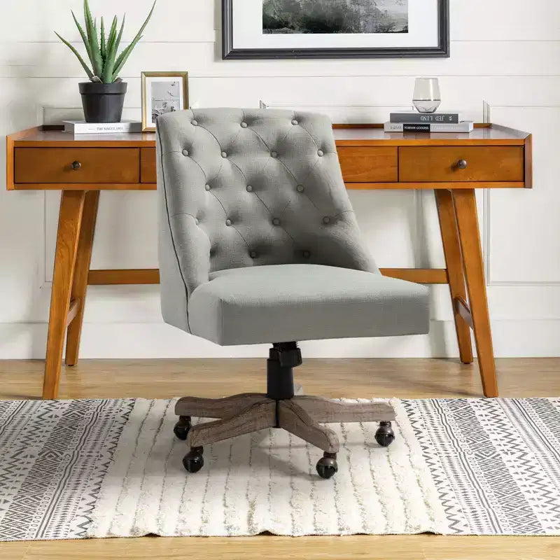 Chaise de bureau en velours avec dossier capitonné et piètement en bois massif, pivotante et réglable en hauteur