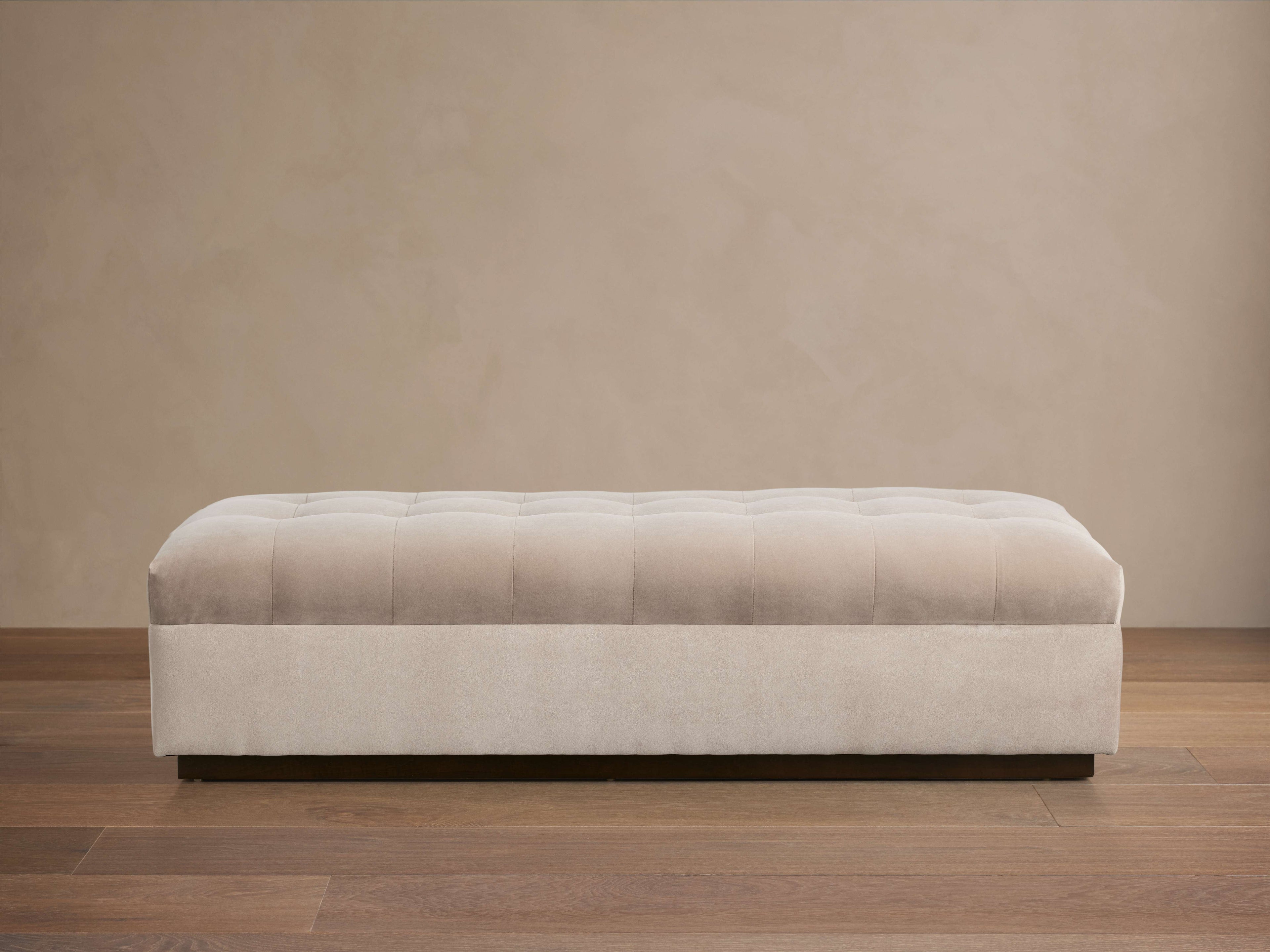 Banc rembourré capitonné